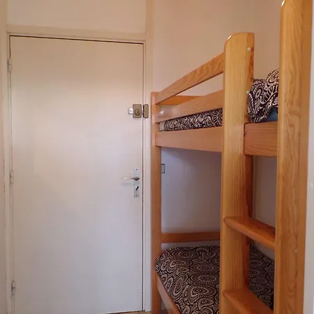 Apartment Avec Piscine, Proche Et Commerces - Fr-1-328-263
